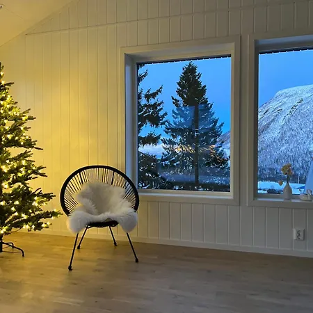 Tromso Arctic Villa With Free Parking Exterior photo